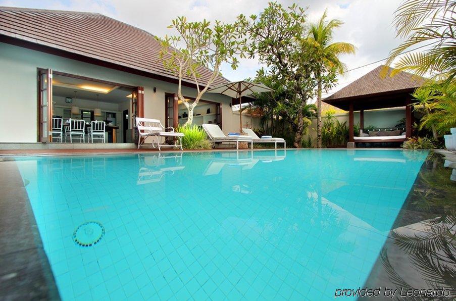 Nunia Boutique Villa Seminyak Exterior foto