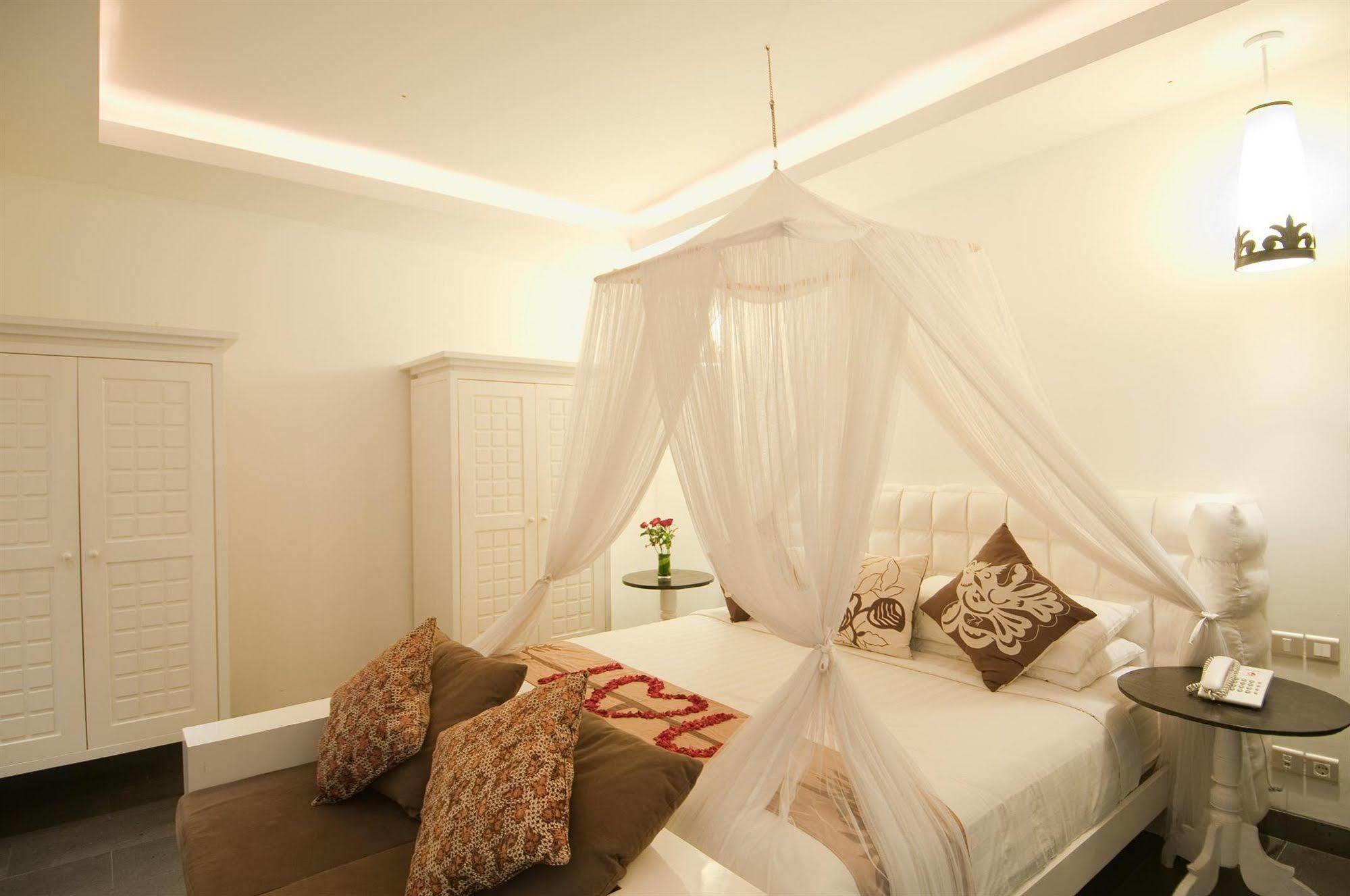 Nunia Boutique Villa Seminyak Exterior foto